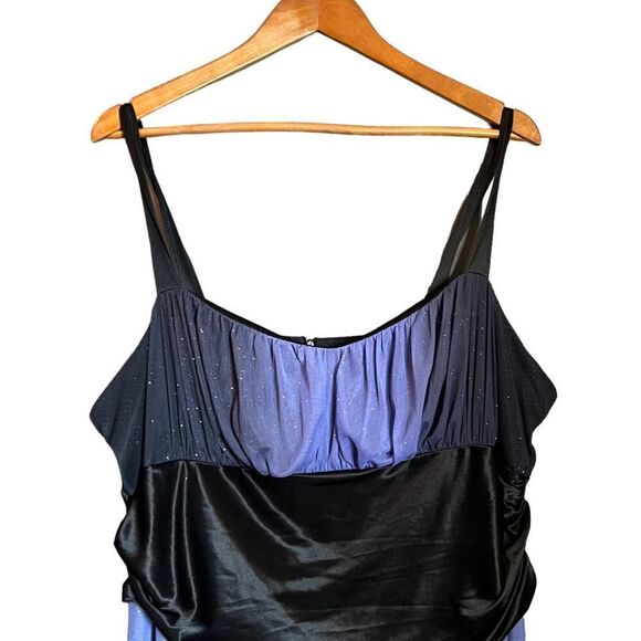 Dress barn glittery‎ midi dress. Size 18 - Picture 2 of 12